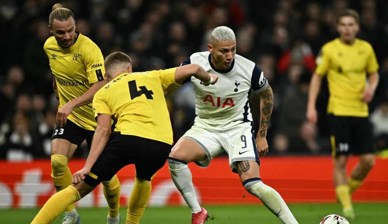 转折点！比利亚雷亚尔绝杀压哨，欧联转会期攻防权衡，底气十足，高层口径保持一致的简单介绍