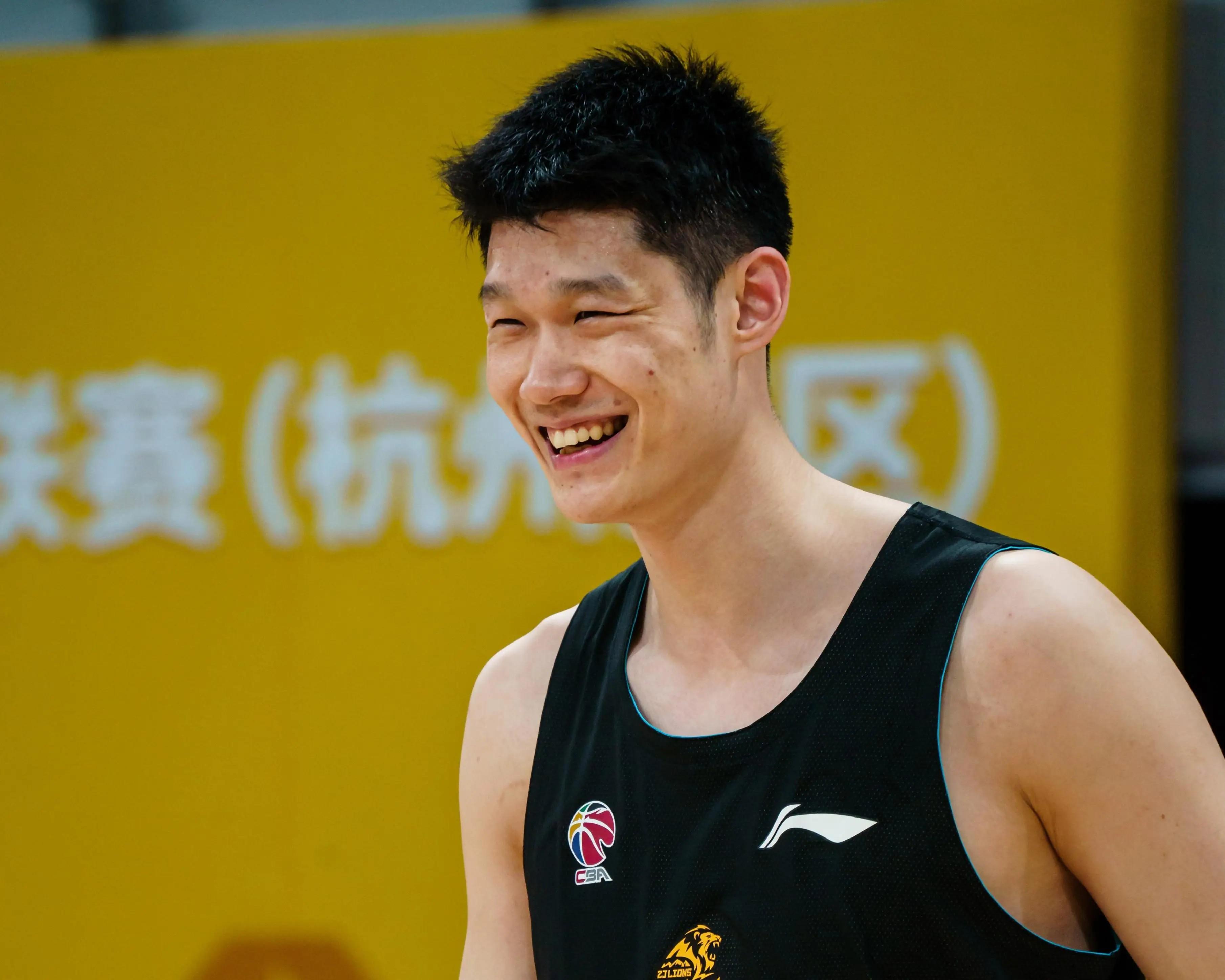 亚博体育下载 -关于赛地聚焦：CBA常规赛关键时刻热度飙升，广厦男篮临场应变，目标明确，赛程密集仍需轮换的信息